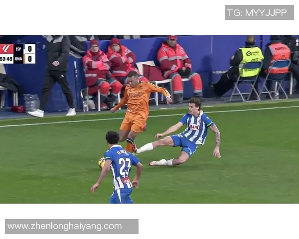 中超精彩对决那不勒斯大胜皇马乌龙球引发全场狂欢点评