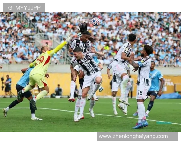 意甲激战:尤文图斯大胜曼城帽子戏法引发全场狂欢点评分析