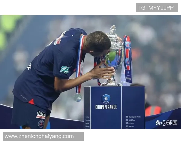 里昂大胜皇马4-0震撼全场赛后点评揭示比赛精彩瞬间